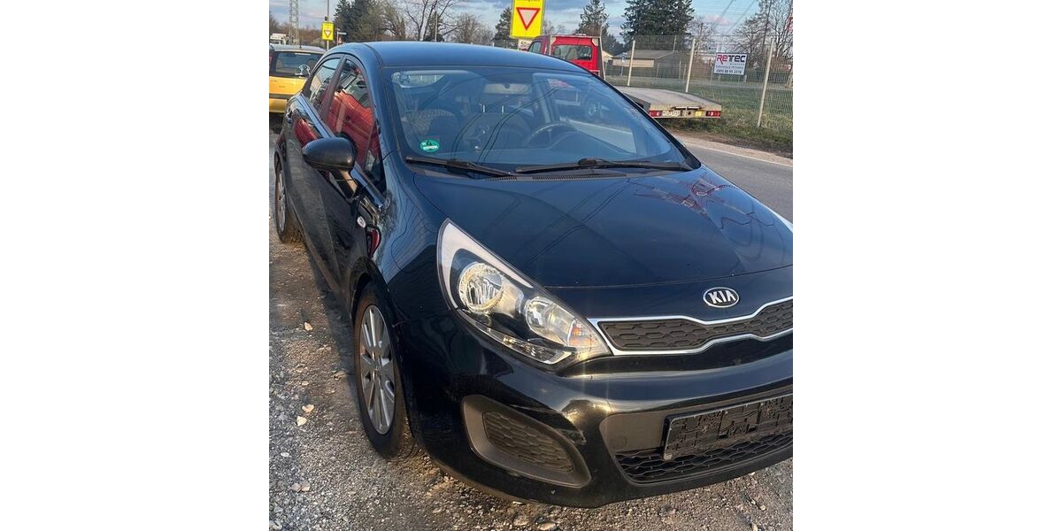 Kia Rio 270.000 km 2.190 &euro; München 80933