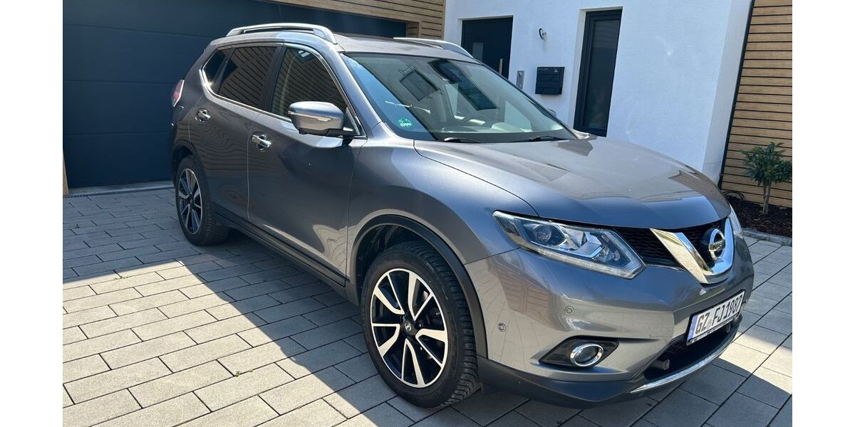 Nissan X-Trail 121.750 km 10.500 &euro; Ebersbach 89359