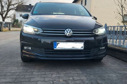 VW Touran 96.500 km 21.000 &euro; Bingen 55411
