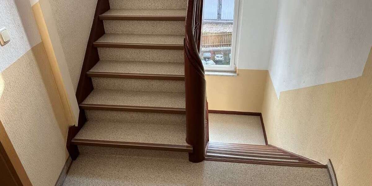 7-Familienhaus mit hoher Mietrendite - Anlageobjekt Pößneck | Angebot:25986756