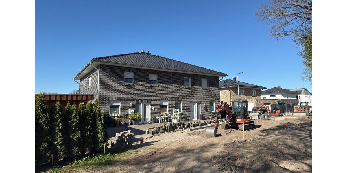 Doppelhaushälfte Rotenburg (Wümme) - 4 Zimmer, 135 m&sup2;, 1.400&euro; | Angebot:26401992