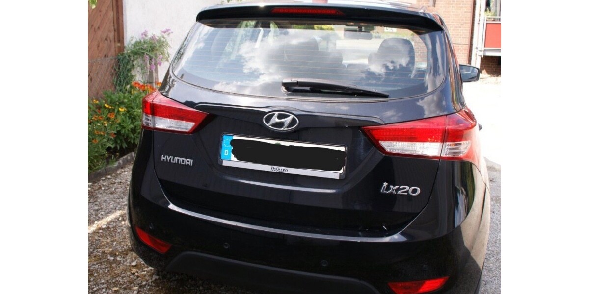 Hyundai IX20 66.000 km 9.990 € Duisburg 47051