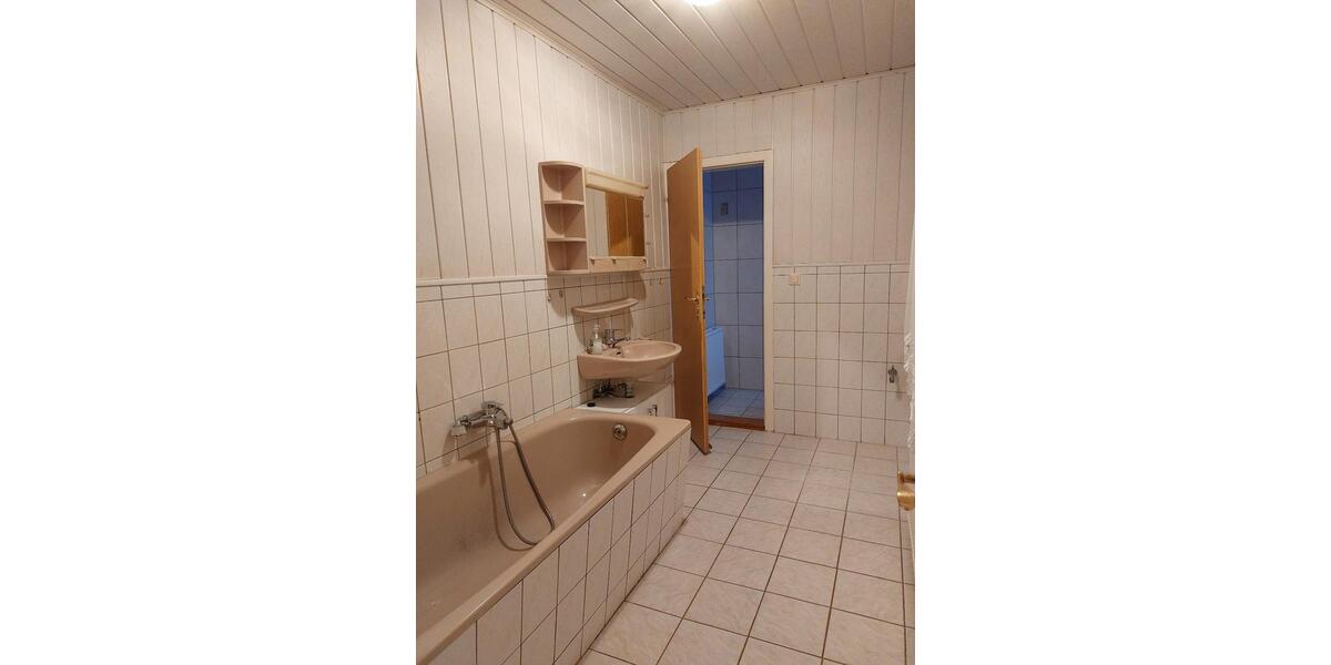 Mehrfamilienhaus, Wohnhaus Oebisfelde-Weferlingen Weferlingen - 8 Zimmer, 188 m&sup2;, 120.000&euro; | Angebot:24294105