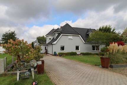 Haus Simonsberg - 6 Zimmer, 208 m&sup2;, 449.000&euro; | Angebot:27338303