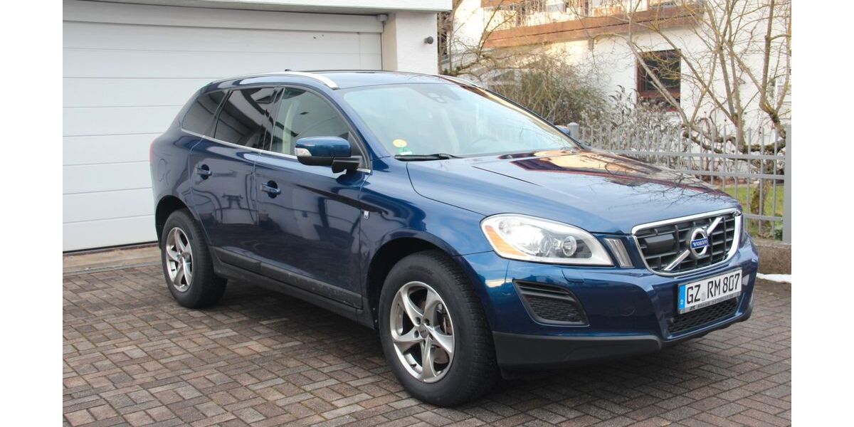 Volvo XC60 210.000 km 13.900 &euro; Bibertal 89346