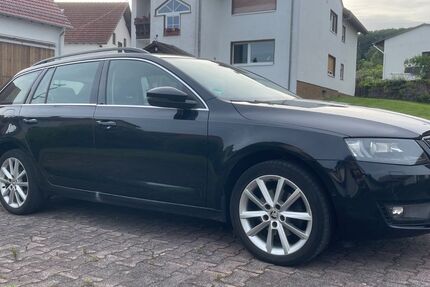 Skoda Octavia 262.000 km 7.500 &euro; Schotten 63679