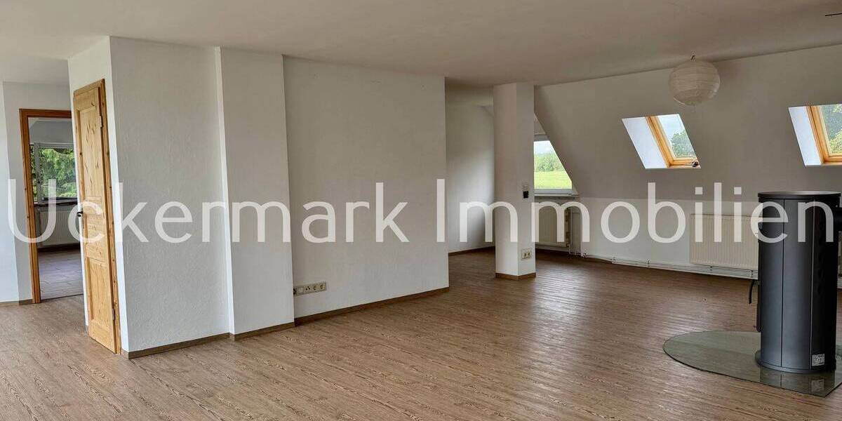 Einfamilienhaus Woldegk Bredenfelde - 8 Zimmer, 220 m&sup2;, 369.000&euro; | Angebot:26788101