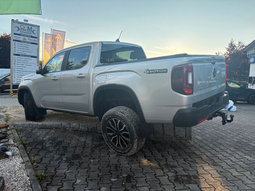 VW Amarok 8.900 km 42.421 € Weilheim 82362
