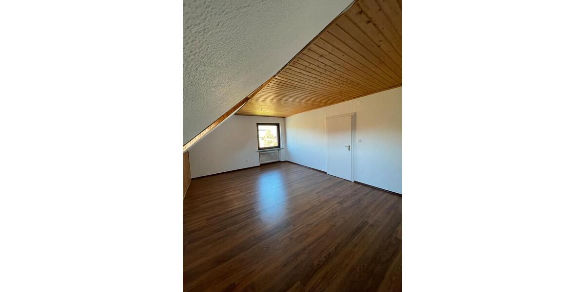 Etagenwohnung Burgwedel - 3 Zimmer, 68 m&sup2;, 714&euro; | Angebot:26327313