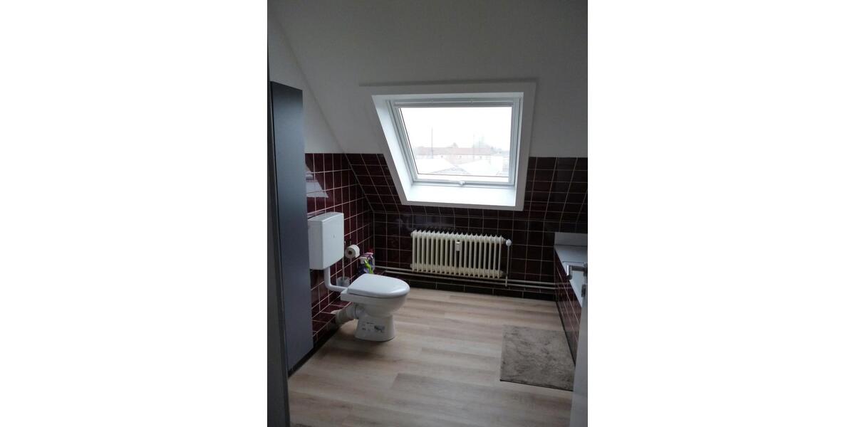 Etagenwohnung Bremerhaven Lehe - 2 Zimmer, 70 m&sup2;, 500&euro; | Angebot:26403158