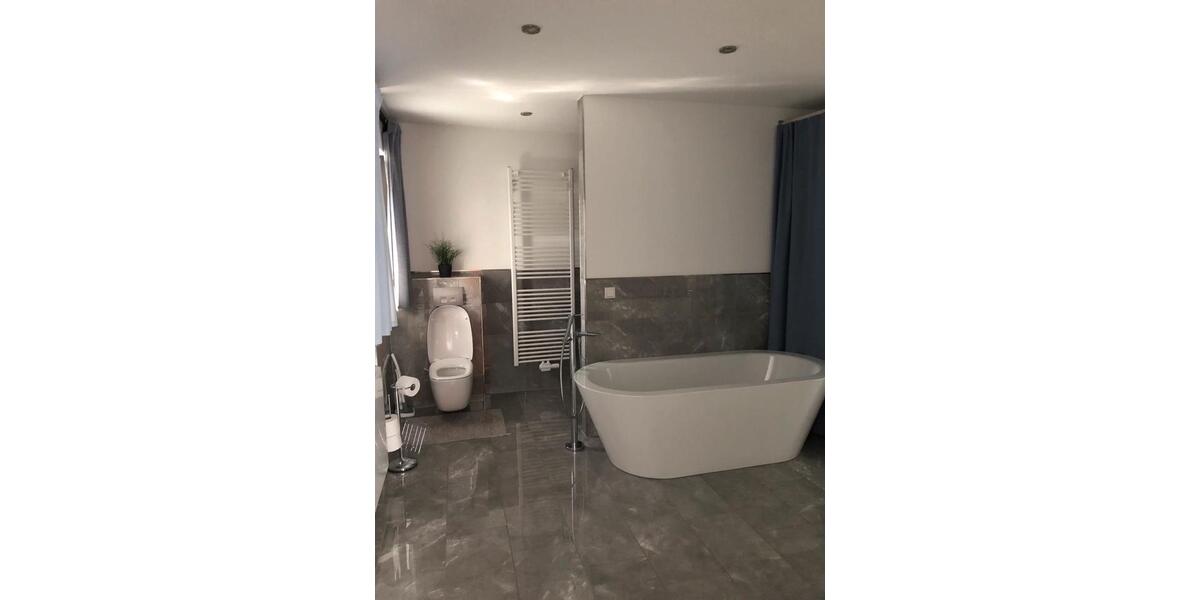 Einfamilienhaus Bad Lippspringe - 9 Zimmer, 236 m&sup2;, 499.000&euro; | Angebot:24693998