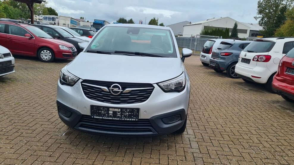 Opel Crossland (X) 90.520 km 10.499 € Korbach 34497