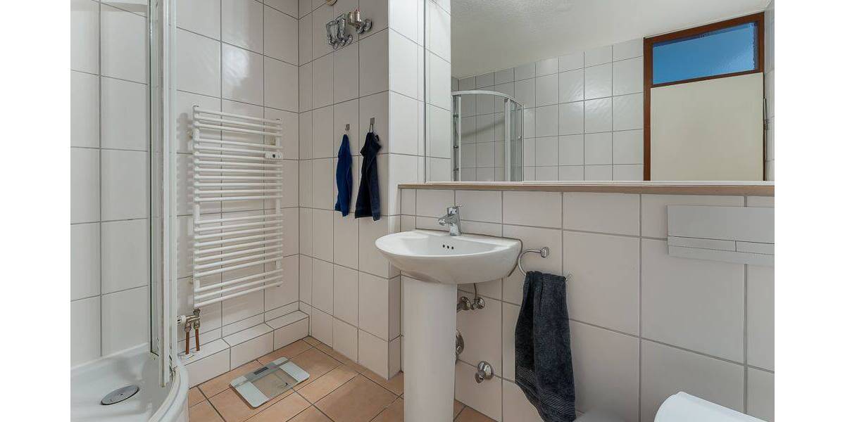 Etagenwohnung Köln Junkersdorf - 4 Zimmer, 113 m&sup2;, 349.000&euro; | Angebot:26027628