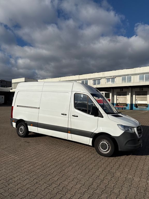 Mercedes-Benz Sprinter 140.153 km 19.500 € Berlin 12349