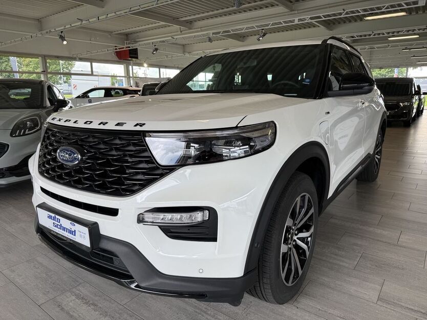 Ford Explorer 27.700 km 57.770 € Rottweil 78628