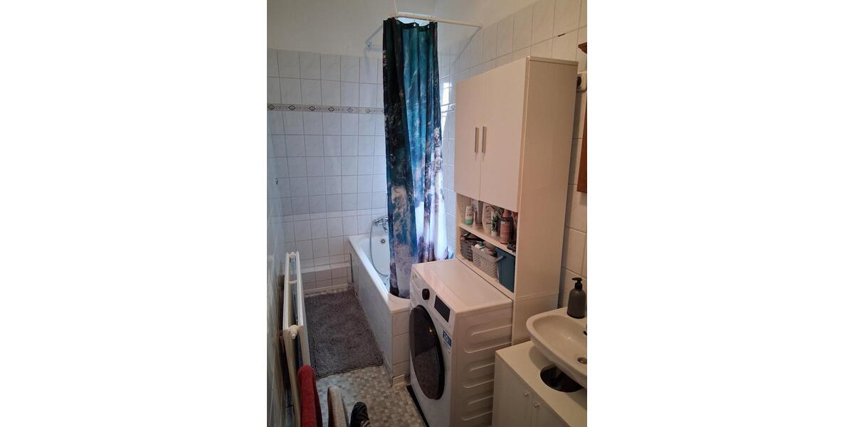 Dachgeschoßwohnung Wilhelmshaven - 3 Zimmer, 62 m&sup2;, 78.000&euro; | Angebot:26931660