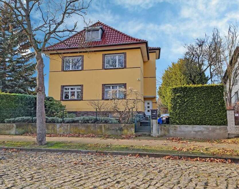 Haus zum Kaufen in Berlin 798.000 € 200.5 m²