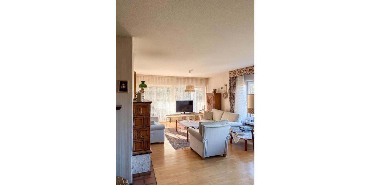 Einfamilienhaus Alsfeld - 8.5 Zimmer, 262 m&sup2;, 398.000&euro; | Angebot:26987863