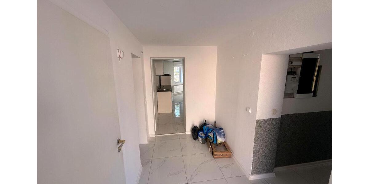 Einfamilienhaus Eschershausen - 7 Zimmer, 160 m&sup2;, 1.500&euro; | Angebot:26329979