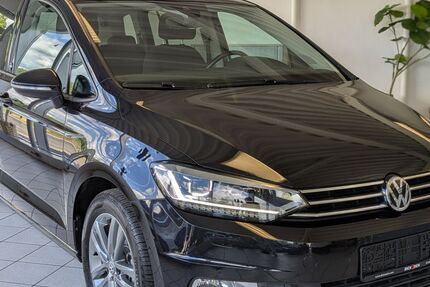 VW Touran 89.374 km 18.480 &euro; Homberg (Efze) 34576