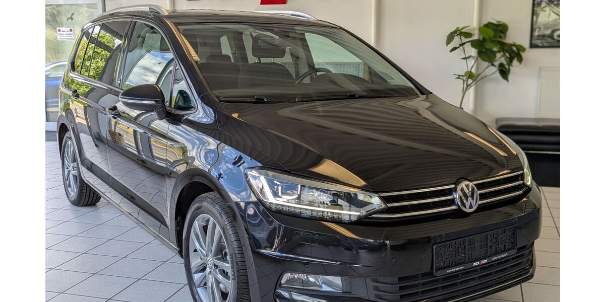 VW Touran 89.374 km 18.480 &euro; Homberg (Efze) 34576