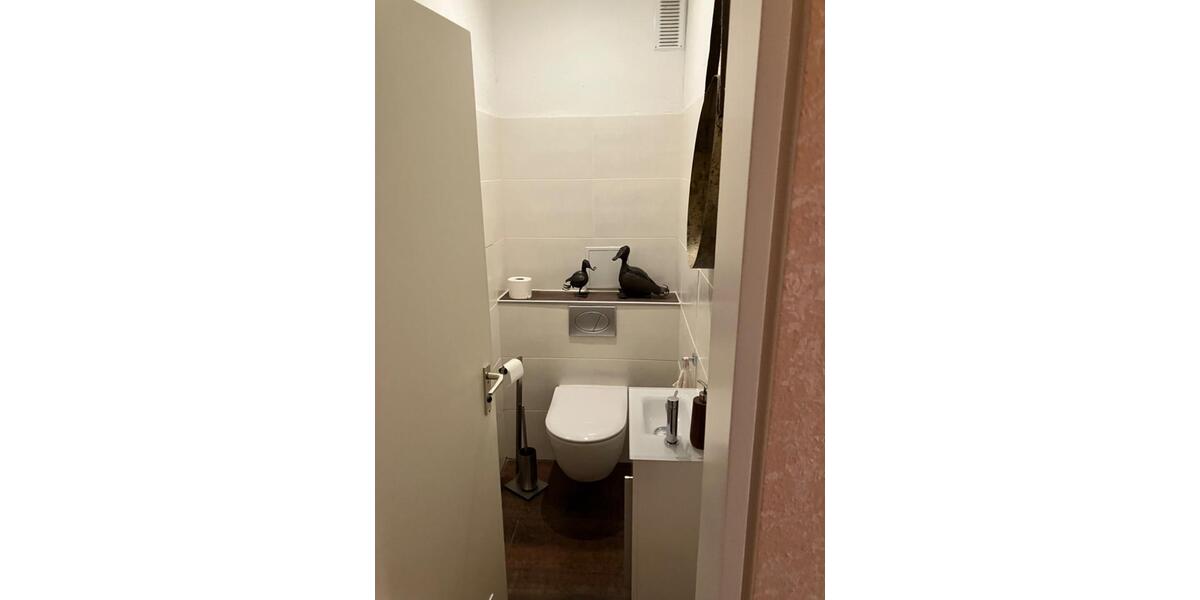 Etagenwohnung Esslingen am Neckar Hegensberg - 3 Zimmer, 90 m&sup2;, 390.000&euro; | Angebot:25173599