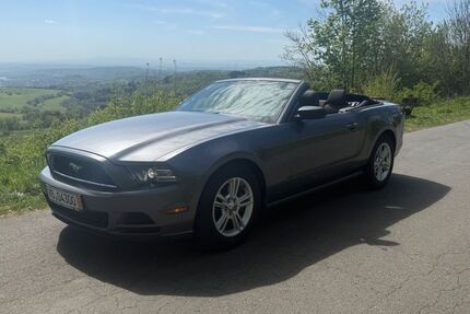 Ford Mustang 160.000 km 10.990 &euro; Schotten 63679