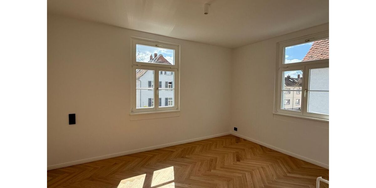 Mehrfamilienhaus oder für 1 Familie: Stilaltbau-Villa komplett-saniert mit Garten, Hof und Stall - Einfamilienhaus Pfungstadt | Angebot:26348399
