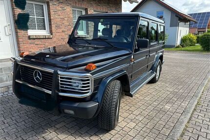 Mercedes G 300