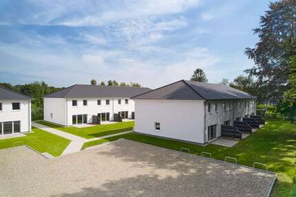 Haus zum Mieten in Flensburg Weiche 1.395 € 120 m²