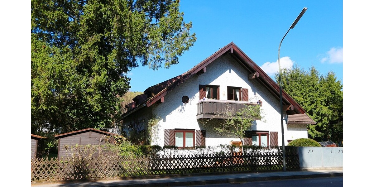 !! RARITÄT am SEE !! idyllisches JUWEL * 4-Zimmer-Dachgeschosstraum * Balkon und Gartennutzung * - Dachgeschoßwohnung Starnberg | Angebot:26551172