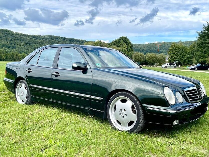 E 200