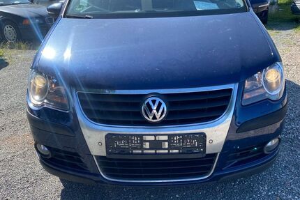 VW Touran 180.000 km 4.500 &euro; Bandenitz 19230
