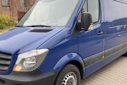Mercedes-Benz Sprinter 172.546 km 13.800 € Essen 45136