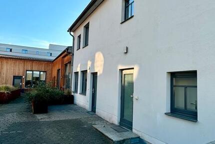 Haus Dresden Leuben - 5 Zimmer, 136 m&sup2;, 1.296&euro; | Angebot:26386542