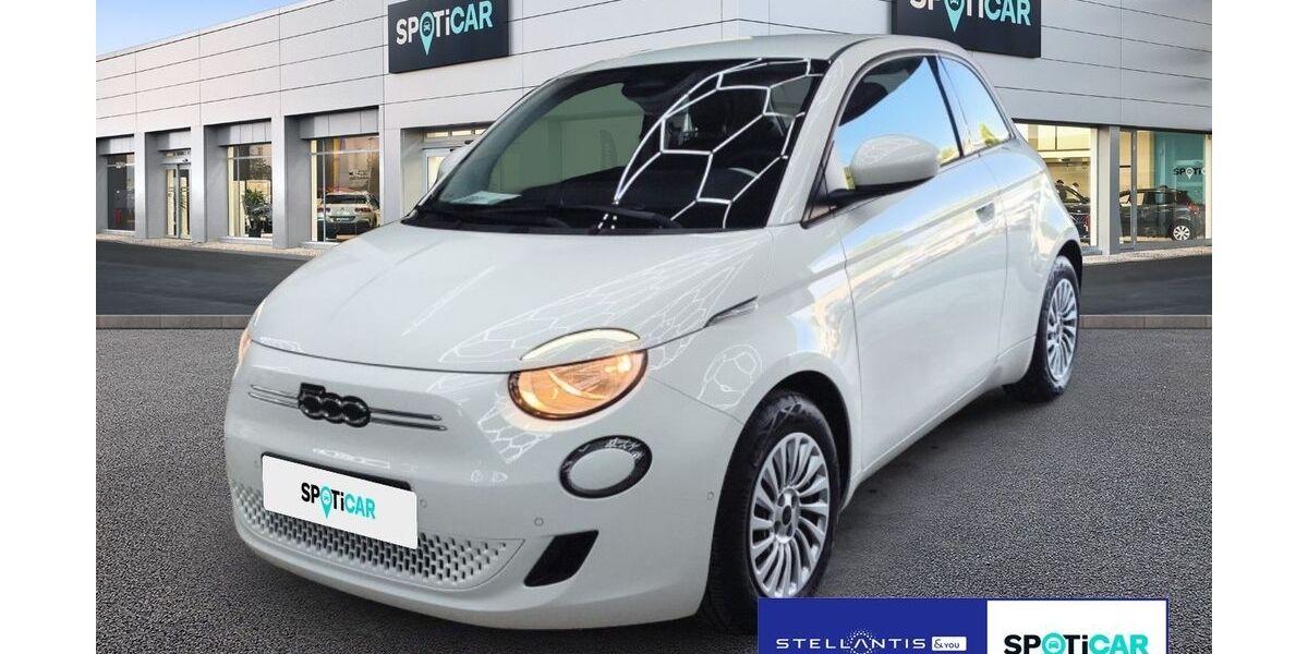 Fiat 500e 10.044 km 18.990 &euro; Hamburg 22457