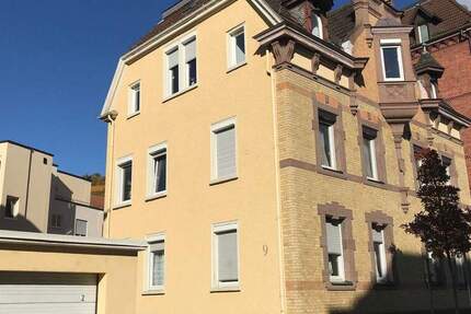 Stilvoll renovierte Altbauwohnung 4 zimmer