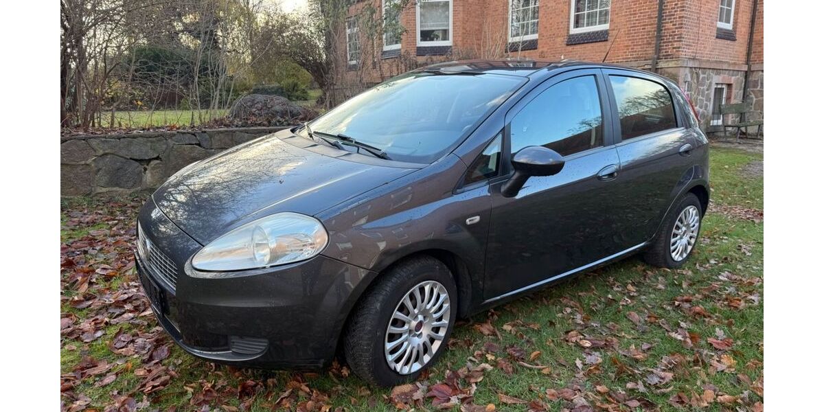 Fiat Grande Punto 180.000 km 1.999 &euro; Suderburg 29556