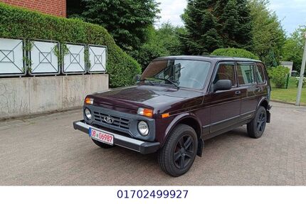 Lada Niva 106.000 km 6.999 &euro; Oberhausen 46145