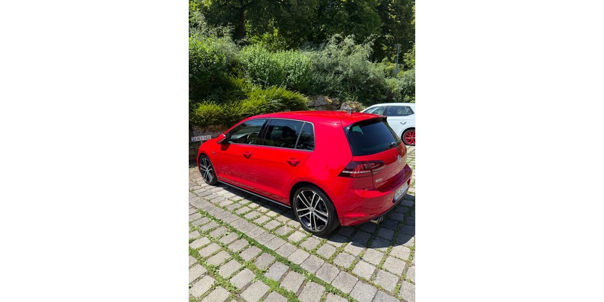 VW Golf 226.000 km 12.800 &euro; Dornhan 72175