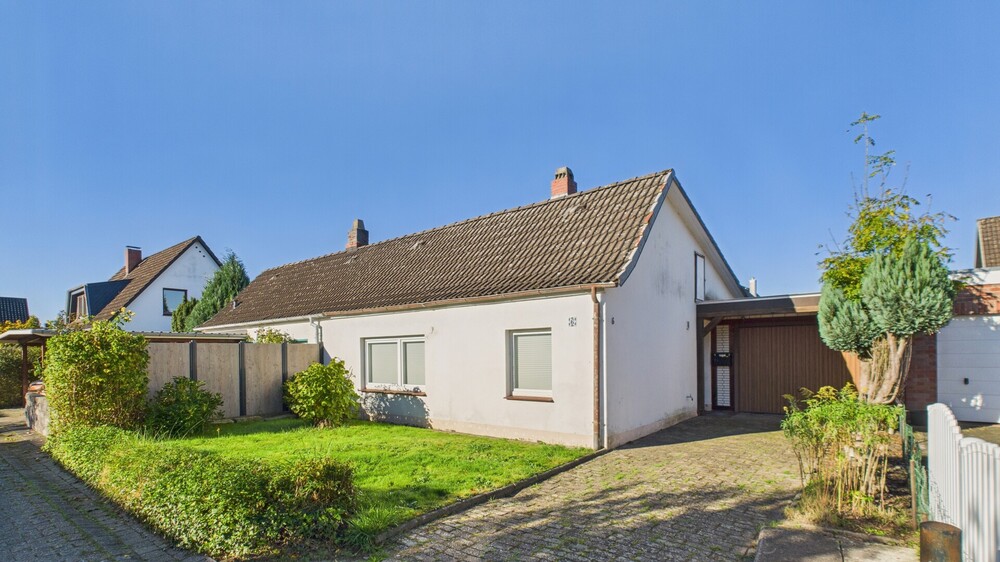 Mit 3D: Charmantes Einfamilienhaus in Buxtehude modernisiert zentrale Lage ideal für Paare & kleine Familien - Doppelhaushälfte Buxtehude | Angebot:26004357