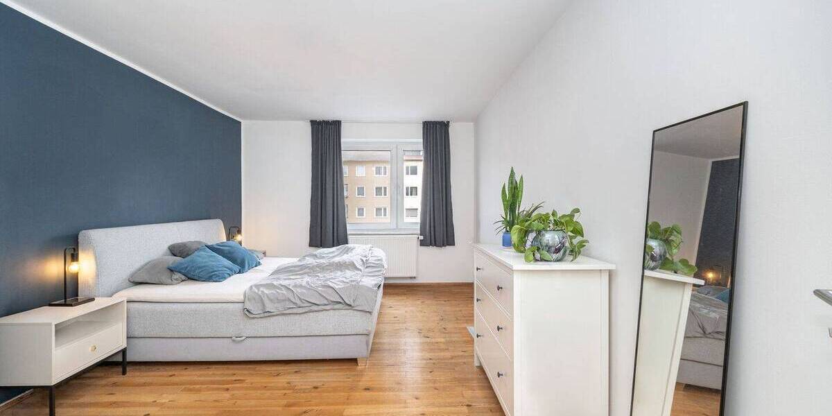 Etagenwohnung München Altstadt-Lehel - 4 Zimmer, 111 m&sup2;, 998.000&euro; | Angebot:26343540