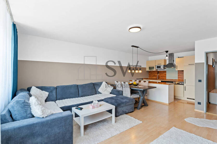 Charmante 2-Zimmer-Wohnung mit Tiefgaragenstellplatz - Solide vermietet & gepflegt