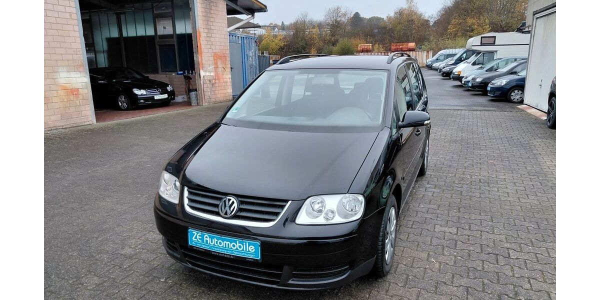 VW Touran 282.000 km 2.500 &euro; KRÖV 54536