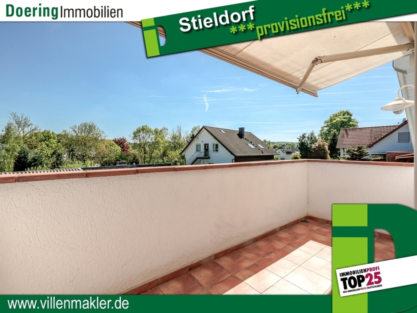 Gemütliche Dachgeschosswohnung 126 m² Wohnfläche + 20 m² Zusatzfläche + XXL Garten *provisionsfrei für Käufer* 5 zimmer