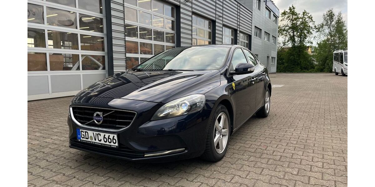 Volvo V40 170.179 km 6.499 &euro; Mögglingen 73563