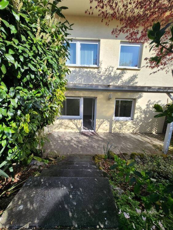 2 Zimmer Terrassenwohnung in Stadtnähe