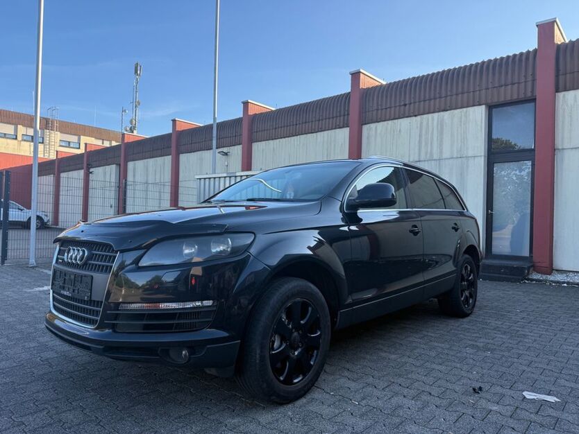Audi Q7 280.000 km 5.800 € Speicher 54662
