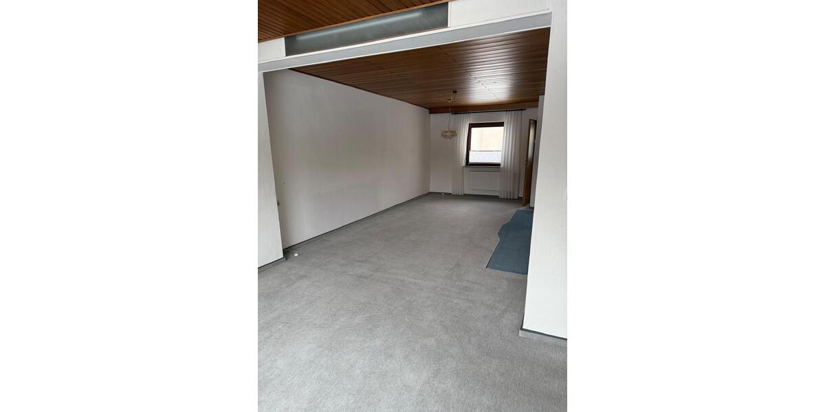 Reihenhaus Salzgitter - 3 Zimmer, 111 m&sup2;, 185.000&euro; | Angebot:26890688