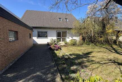 Haus Lehrte - 6 Zimmer, 206 m&sup2;, 349.000&euro; | Angebot:26383769